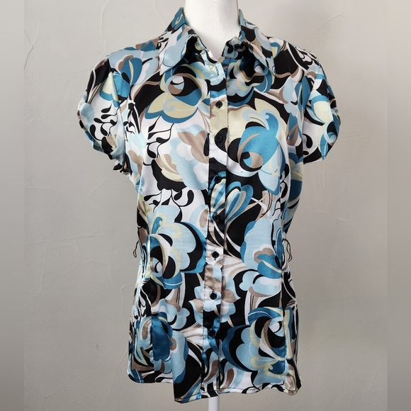 Apt. 9 Blue, Black & Cream Abstract Button-Down Tie-Waist Top - Picture 6 of 9